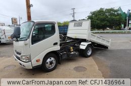 hino dutro 2016 CFJ1436964