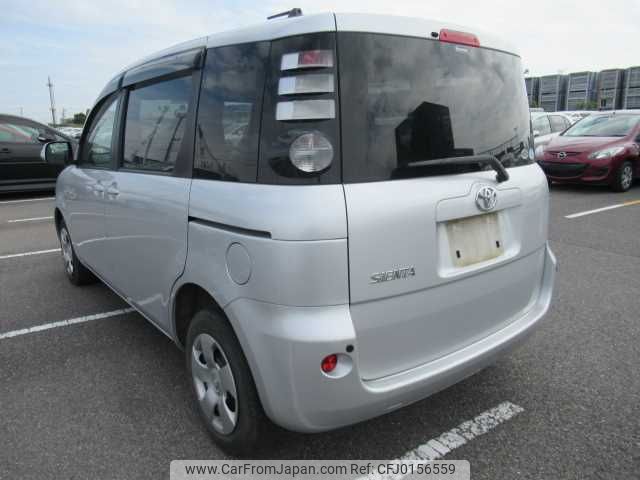 toyota sienta 2010 504928-240830085925 image 1