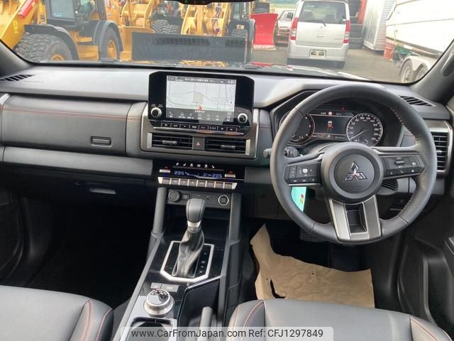 mitsubishi triton 2024 GOO_NET_EXCHANGE_0301712A30250610W003 image 2