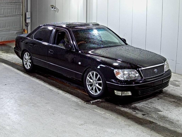 car_cc6d6034-a165-499a-90b8-