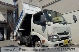 hino dutro 2014 CFJ1587977