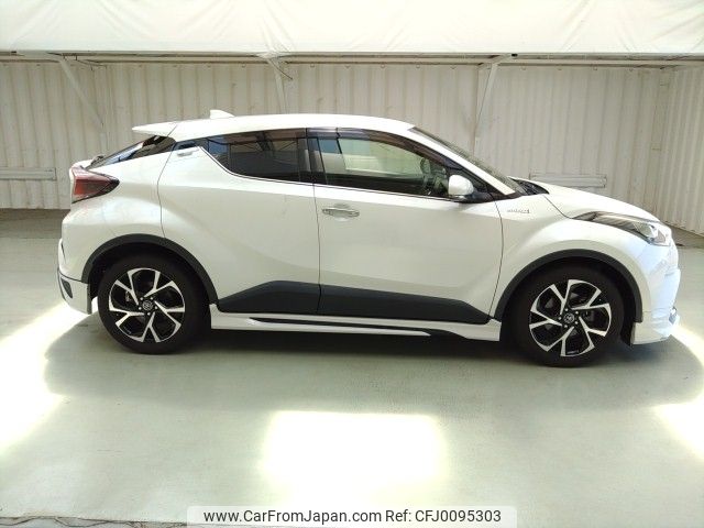 toyota c-hr 2018 ENHANCEAUTO_1_ea286395 image 2