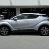 toyota c-hr 2017 quick_quick_DAA-ZYX10_ZYX10-2037250 image 14