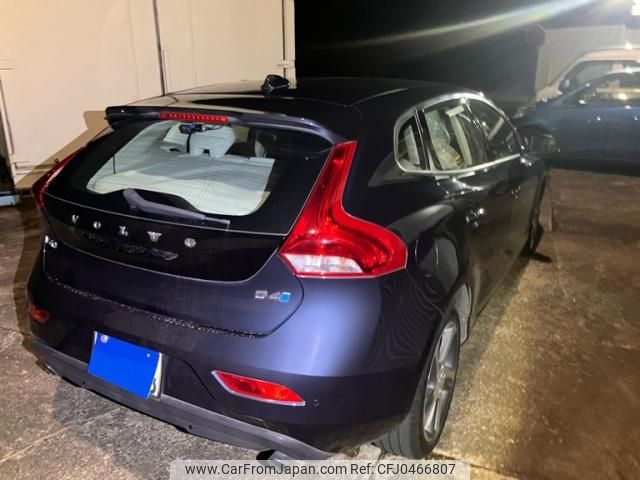 volvo v40 2017 -VOLVO--Volvo V40 LDA-MD4204T--YV1MVA8RDH2394321---VOLVO--Volvo V40 LDA-MD4204T--YV1MVA8RDH2394321- image 2