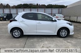 toyota yaris 2023 NIKYO_HC17329