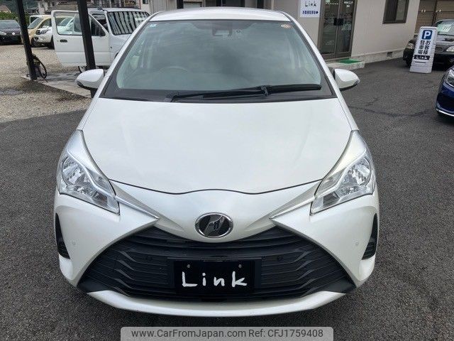 toyota vitz 2018 CFJ1759408 image 2