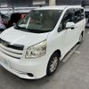 toyota noah 2009 AF-ZRR70-0218650 image 1