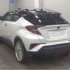 toyota c-hr 2019 -TOYOTA--C-HR DAA-ZYX10--ZYX10-2175033---TOYOTA--C-HR DAA-ZYX10--ZYX10-2175033- image 2