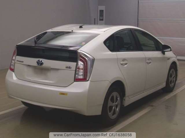 toyota prius 2012 CFJ1638058 image 2