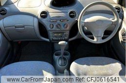 toyota vitz 2001 504928-927144