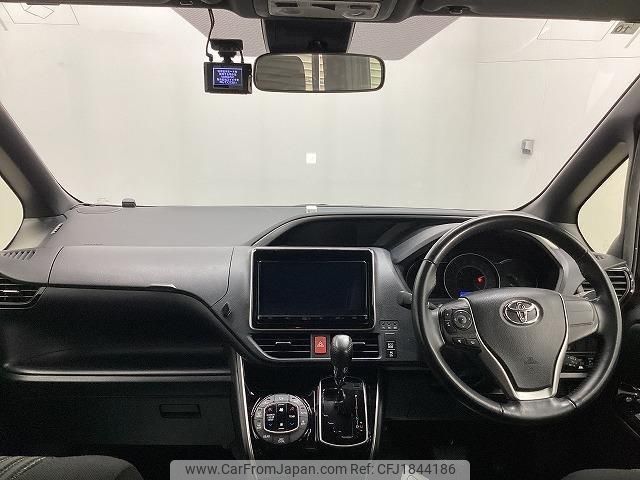 toyota voxy 2020 CFJ1844186 image 2