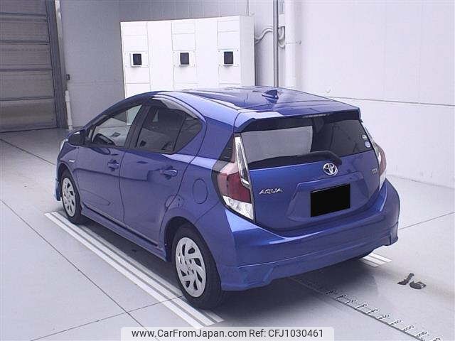 toyota aqua 2016 -TOYOTA--AQUA NHP10-6536349---TOYOTA--AQUA NHP10-6536349- image 2