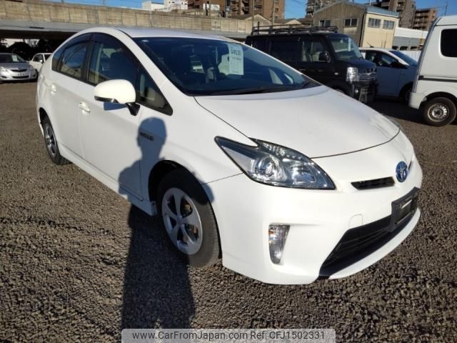 toyota prius 2014 CFJ1502331 image 2