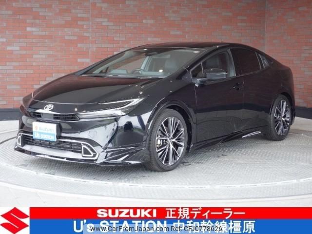 toyota prius 2023 quick_quick_6AA-MXWH60_MXWH60-4011571 image 1