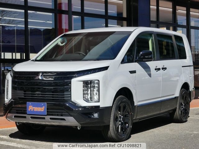 mitsubishi delica-d5 2025 CFJ1098821 image 1