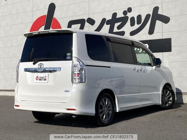 toyota voxy 2013 CFJ1802375 image 2