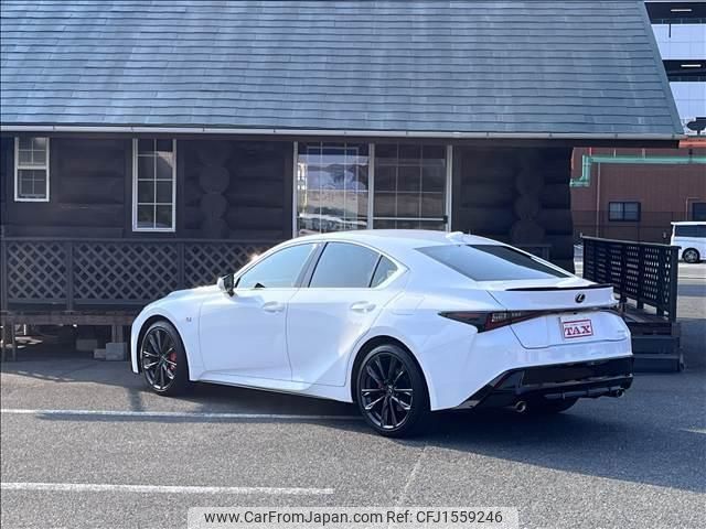 lexus is 2022 CFJ1559246 image 2