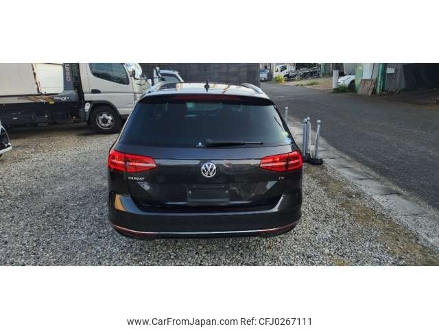 volkswagen passat-variant 2017 -VOLKSWAGEN--VW Passat Variant DBA-3CCZE--WVWZZZ3CZJE009962---VOLKSWAGEN--VW Passat Variant DBA-3CCZE--WVWZZZ3CZJE009962- image 2