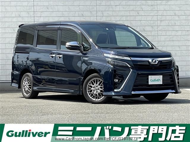 toyota voxy 2018 -TOYOTA--Voxy DAA-ZWR80W--ZWR80-0327940---TOYOTA--Voxy DAA-ZWR80W--ZWR80-0327940- image 1