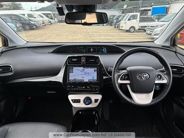 toyota prius 2018 quick_quick_DAA-ZVW51_ZVW51-8043384 image 2