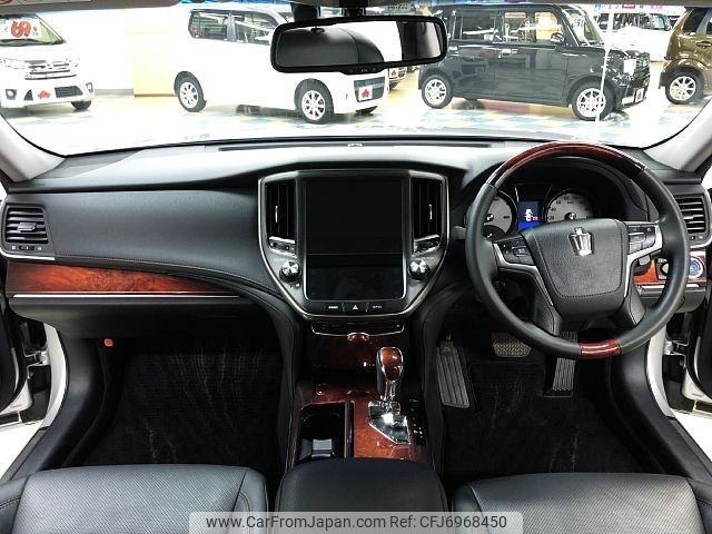 toyota crown-majesta 2014 -TOYOTA--Crown Majesta DAA-GWS214--GWS214-6007322---TOYOTA--Crown Majesta DAA-GWS214--GWS214-6007322- image 2