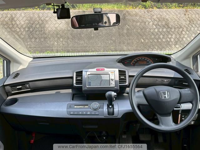 honda freed 2010 CFJ1655564 image 2