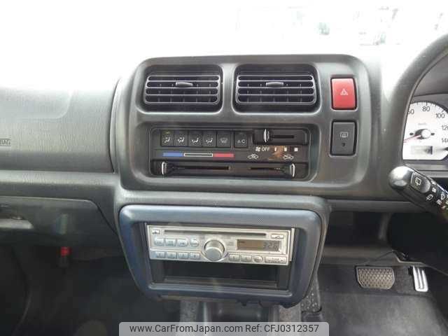 suzuki jimny 2003 TE2063 image 2