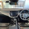volvo v60 2023 CFJ1781433 image 2
