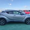 toyota c-hr 2017 quick_quick_DAA-ZYX10_ZYX10-2003098 image 18