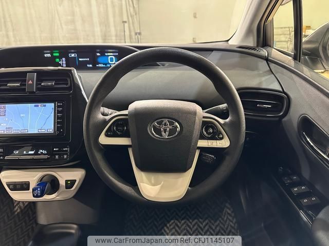 toyota prius 2016 quick_quick_ZVW51_ZVW51-6031165 image 2