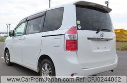 toyota noah 2007 NIKYO_SC54087