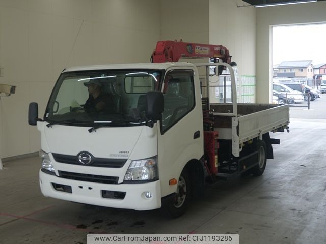 hino dutro 2015 -HINO--Hino Dutoro XZU775M-0002098---HINO--Hino Dutoro XZU775M-0002098- image 1