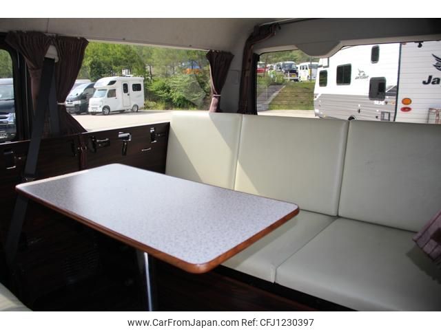 toyota hiace-van 2011 GOO_JP_700070848530250602002 image 2