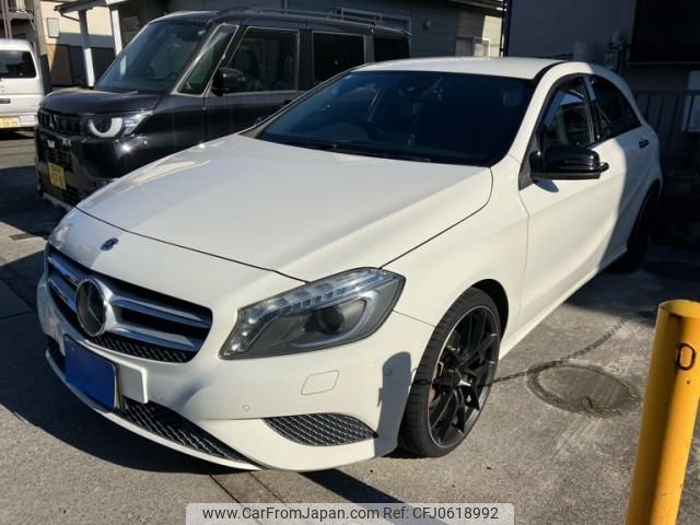 mercedes-benz a-class 2014 -MERCEDES-BENZ--Benz A Class DBA-176042--WDD1760422V016601---MERCEDES-BENZ--Benz A Class DBA-176042--WDD1760422V016601- image 2