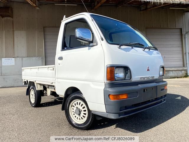 mitsubishi-minicab-truck-1996-3081-car_cd33449b-40da-47d2-9bbb-2f4054b7260f