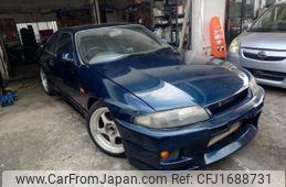 nissan skyline 1993 CFJ1688731