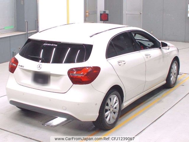 mercedes-benz a-class 2016 -MERCEDES-BENZ--Benz A Class 176042-WDD1760422V162046---MERCEDES-BENZ--Benz A Class 176042-WDD1760422V162046- image 2