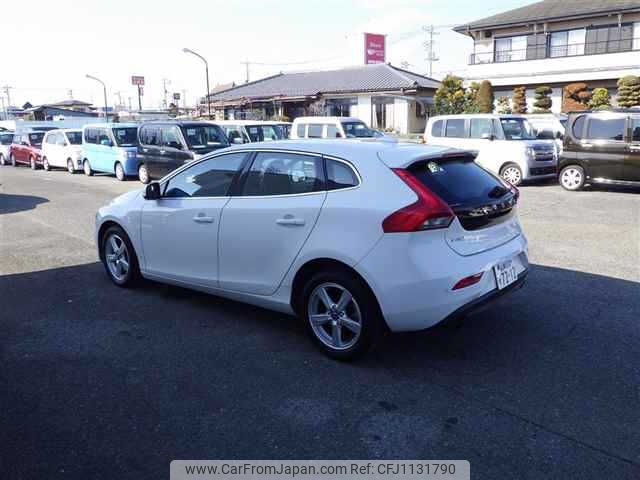 volvo v40 2015 -VOLVO 【富士山 303ﾊ2909】--Volvo V40 MB4164T--2233072---VOLVO 【富士山 303ﾊ2909】--Volvo V40 MB4164T--2233072- image 2