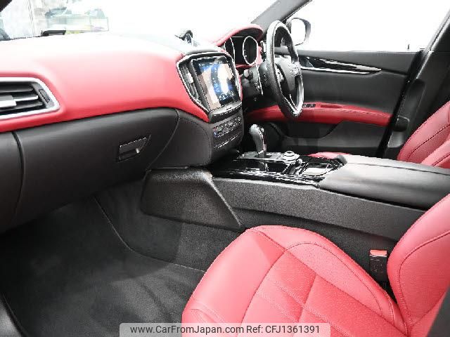 maserati ghibli 2018 quick_quick_ABA-MG30A_ZAMYS57C001294611 image 2