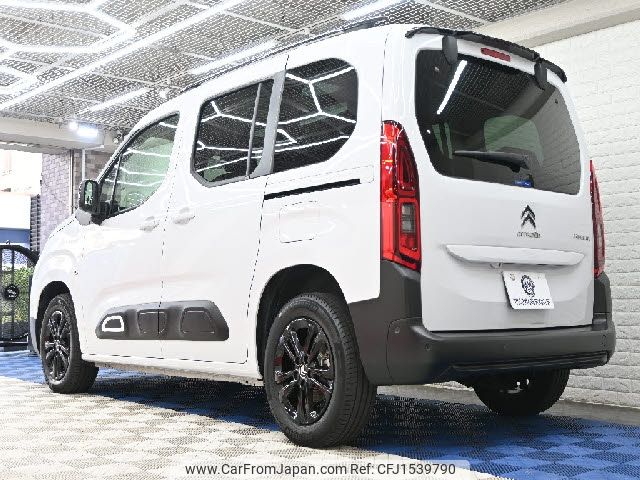 citroen berlingo 2023 CFJ1539790 image 2