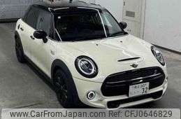 mini mini-others 2019 quick_quick_DBA-XU20M_WMWXU920402L93331