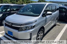toyota voxy 2014 CFJ1647541