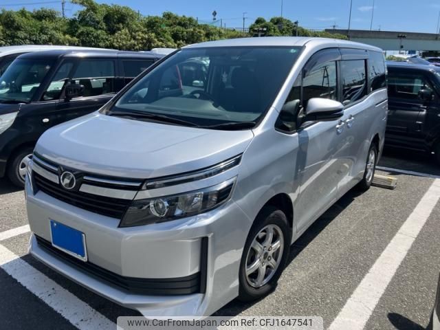 toyota voxy 2014 CFJ1647541 image 1
