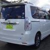 toyota voxy 2013 CFJ1548965 image 2