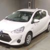 toyota aqua 2017 CFJ1595678 image 1