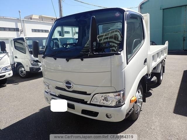 hino dutro 2024 GOO_NET_EXCHANGE_0707934A30250221W002 image 2