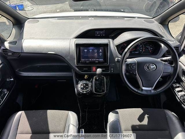 toyota noah 2020 CFJ1719607 image 2