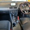 mazda axela 2015 CFJ1611507 image 4