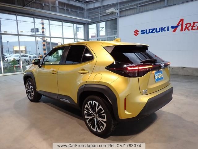 toyota yaris-cross 2022 CFJ1783074 image 2
