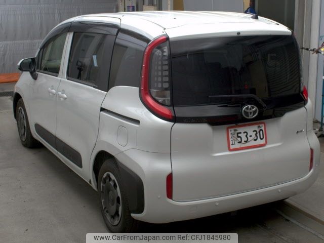 toyota sienta 2024 CFJ1845980 image 2